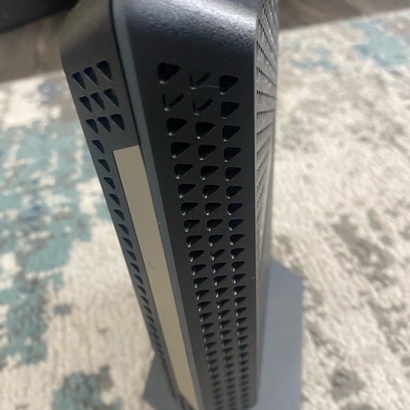 NetGear Modem - Picture 3 of 4